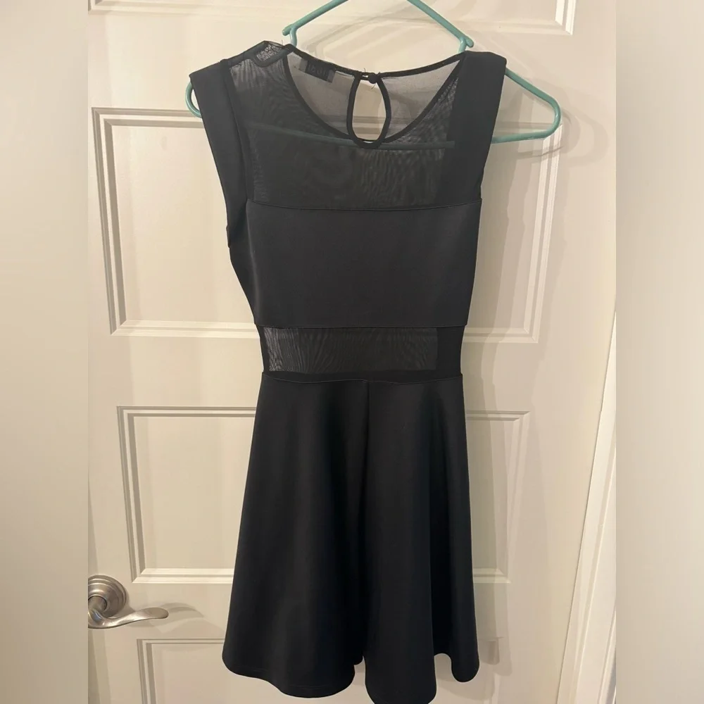 Tobi Skater Dress, Size Small - Picture 2 of 4